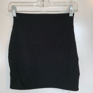 Aritzia Black Skirt